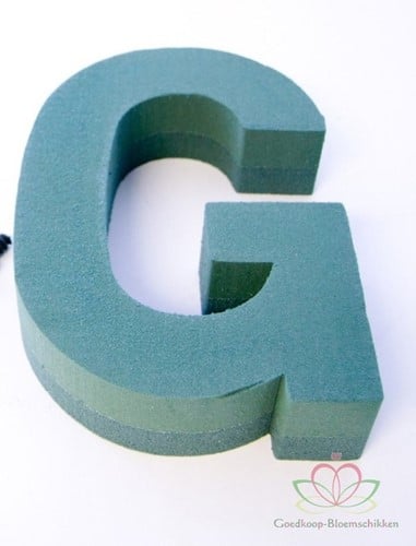 [A-010275] Letter G 30 x 20 cm steekschuimvorm oase voor verse bloemen