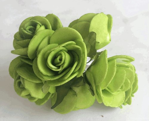[A-022313] Foamroos Midi Groen 3 cm doos 84 stuks iets roest aan steeltje