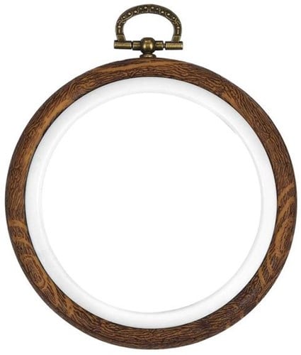 [A-023797] Brocante Houten Borduurring Rond met stelschroef 7,5 cm per stuk